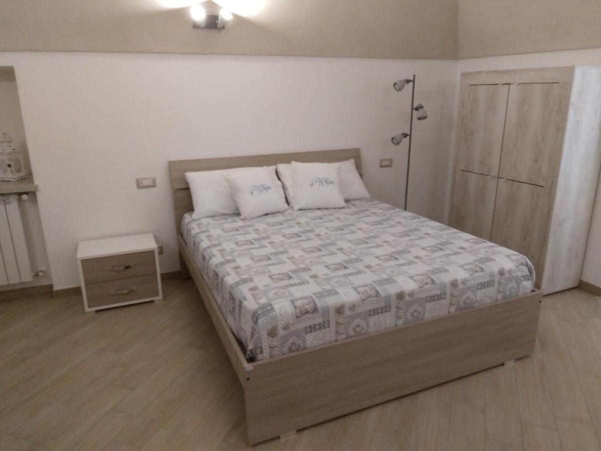 Four White Apartments อาเจโรลา ภายนอก รูปภาพ